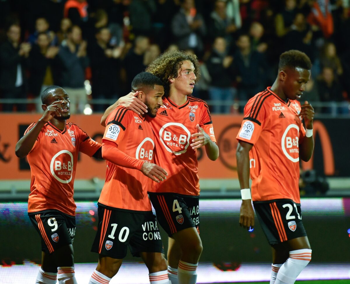 joie-de-marveaux-sylvain-fc-lorient-waris-abdul-majeed-fc-lorient-guendouzi-olie-matteo-fc-lorient-mara-mohamed-fc-lorient_1656x1102