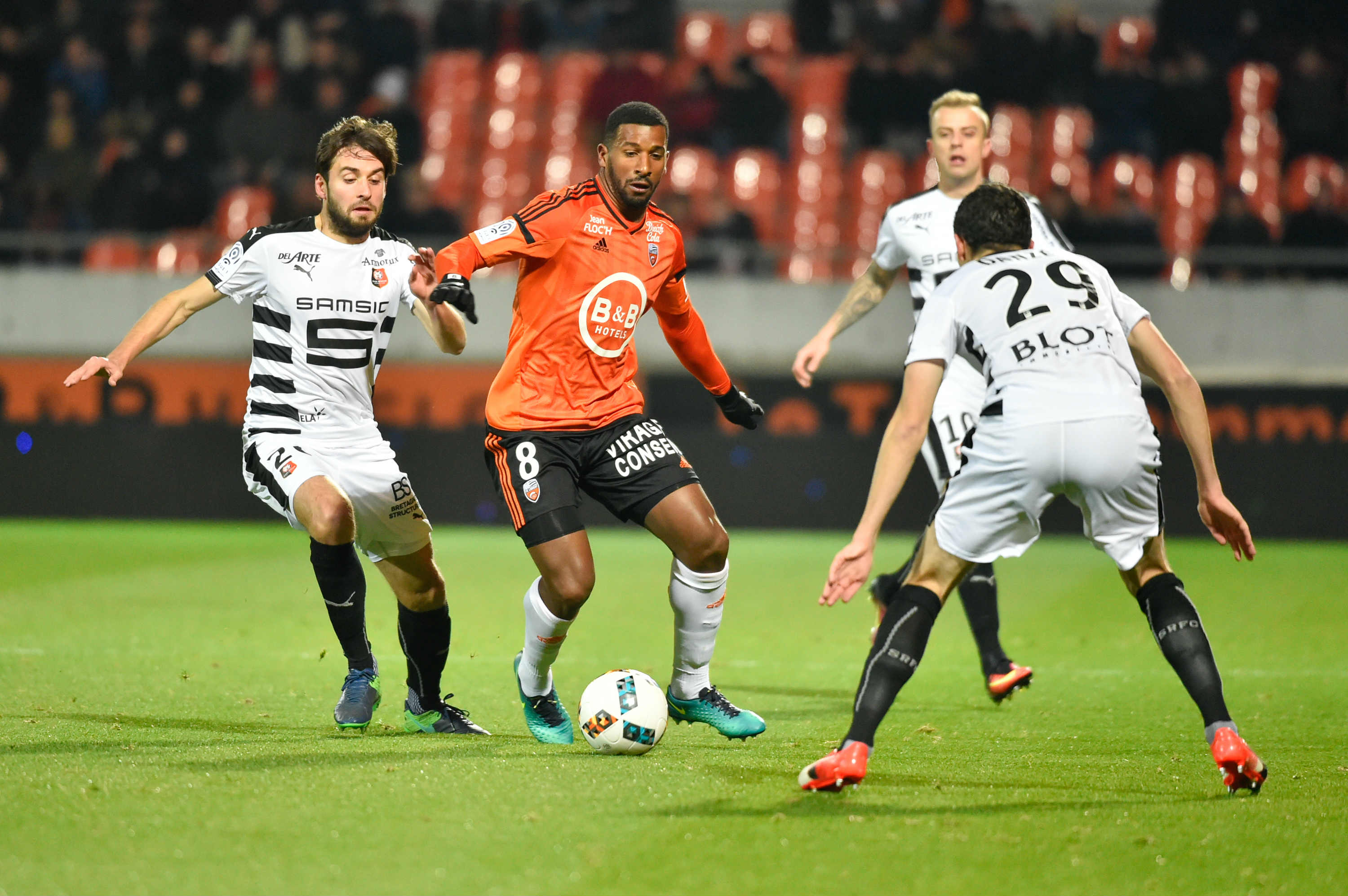 Cafu - Carlos Miguel Ribeiro Dias (FC Lorient)-3