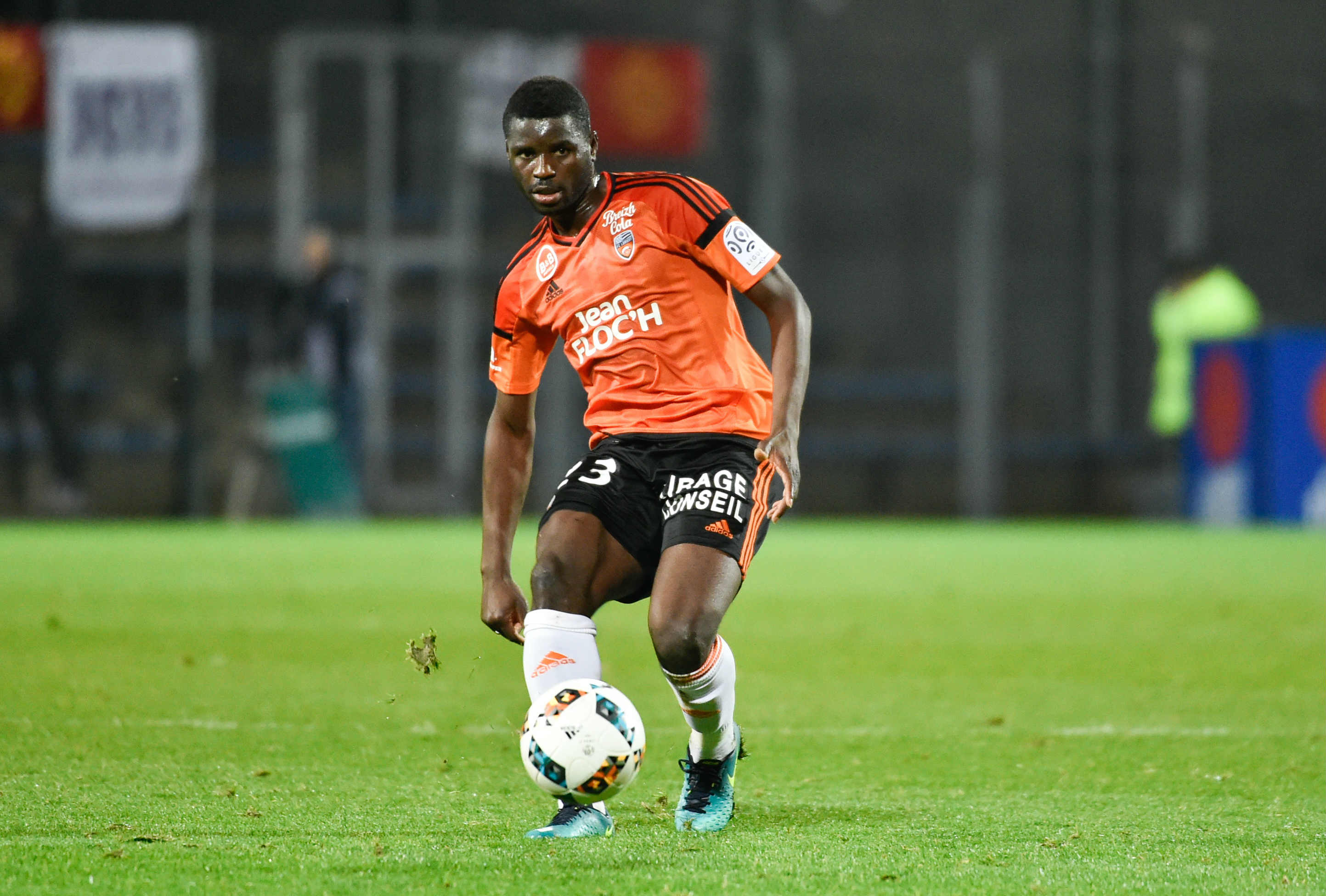 Wakaso Alhassan (FC Lorient)-3_3000x1998