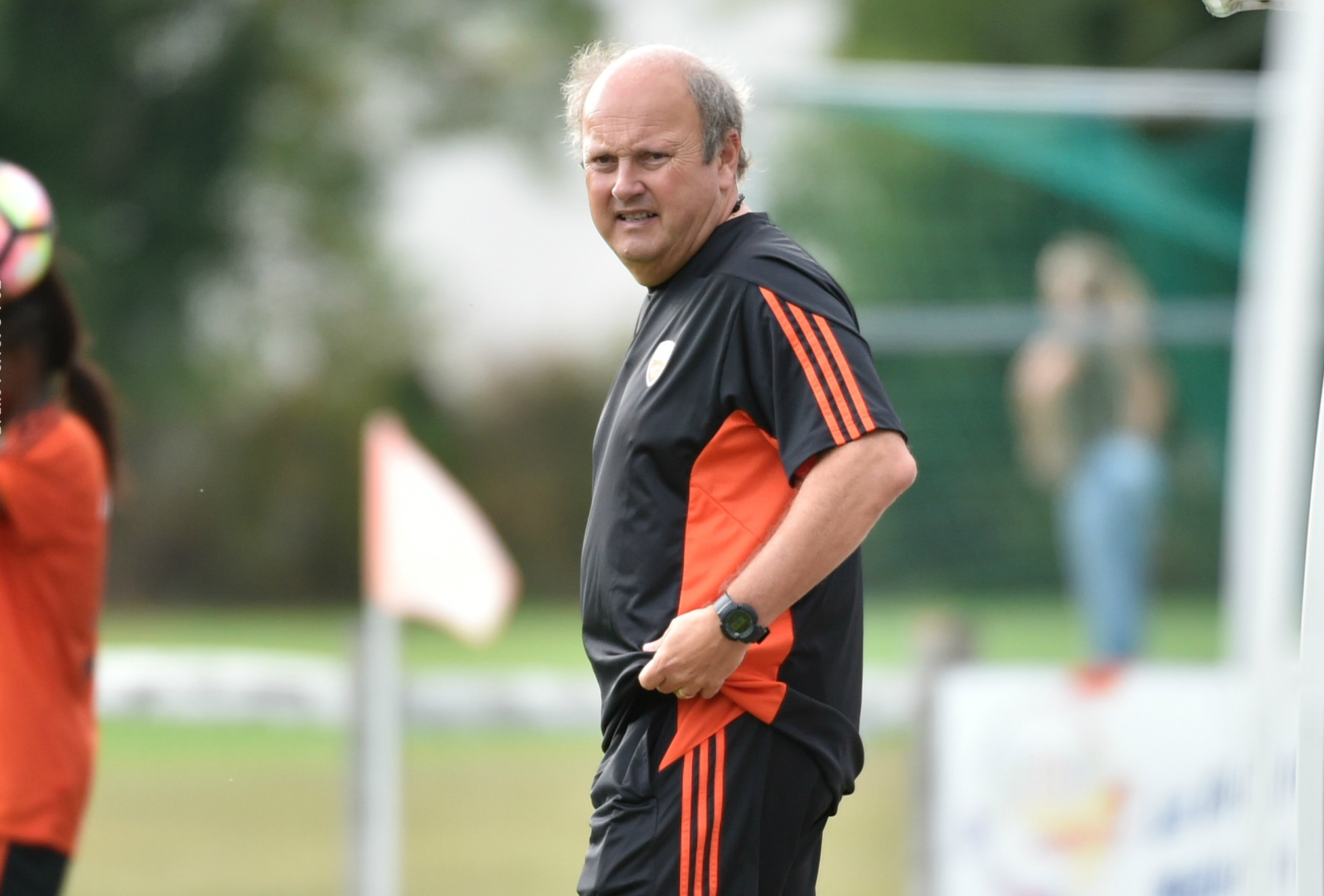 Le Dour Alain (Entraineur - FC Lorient)-3_2065x1376