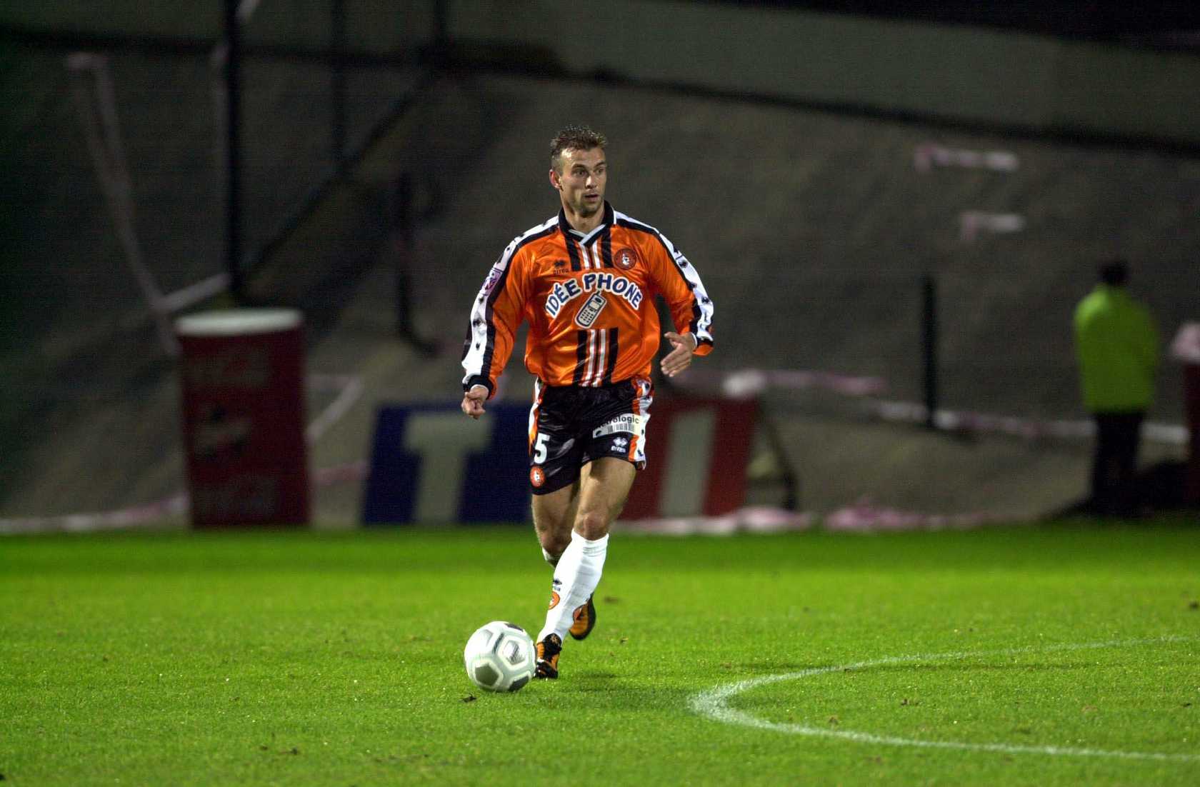 Du terrain à la prison, la reconversion inattendue de Christophe Ferron