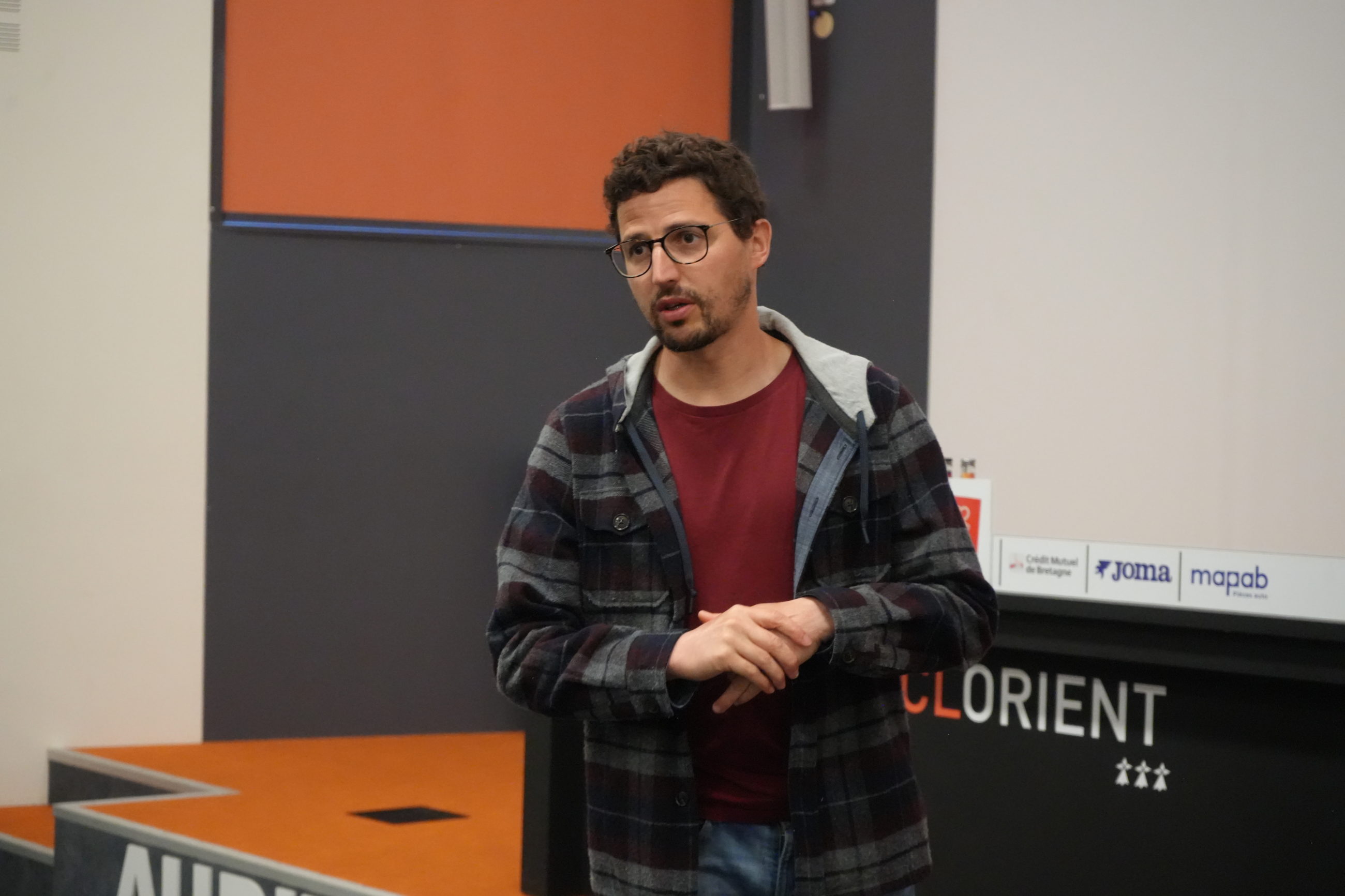 Centre de formation : Une intervention de l’humoriste Haroun à l’Espace FCL