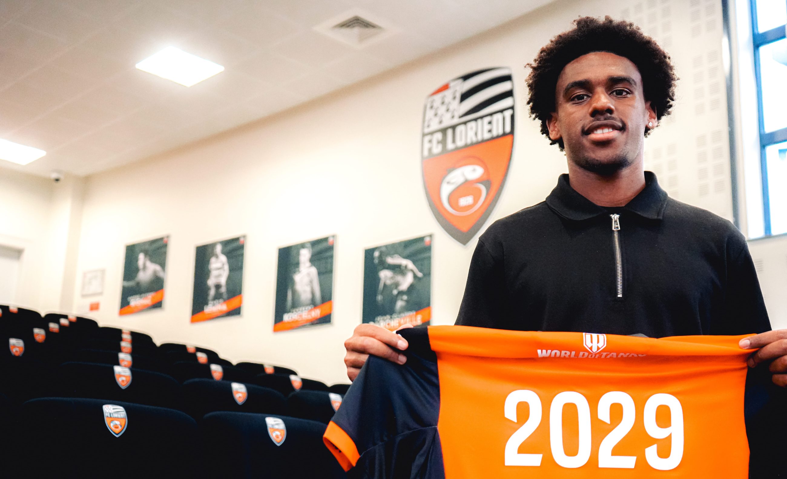 Premier contrat professionnel pour Daniel Semedo